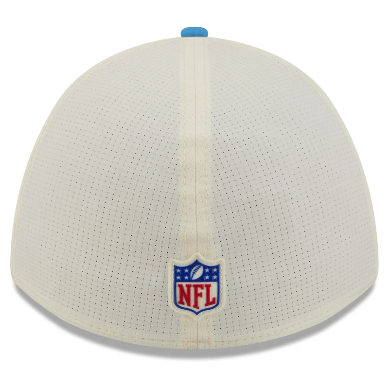 Casquette New Era Flex crème/bleu poudré Los Angeles Chargers, camp d'entraînement NFL 2026, modèle 39THIRTY.