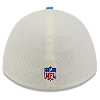 Casquette New Era Flex crème/bleu poudré Los Angeles Chargers, camp d'entraînement NFL 2026, modèle 39THIRTY.