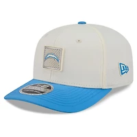 Casquette ajustable New Era crème/bleu poudré Los Angeles Chargers, camp d'entraînement NFL 2026, modèle 9SEVENTY.