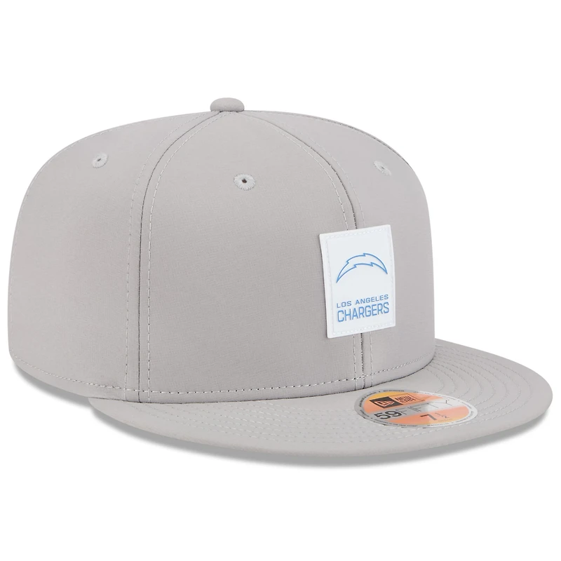 Casquette ajustée 59FIFTY Sideline 2025 grise New Era pour homme des Los Angeles Chargers
