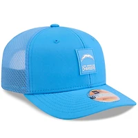 Casquette camionneur ajustable 9SEVENTY Sideline 2025 bleu poudre New Era pour homme des Los Angeles Chargers