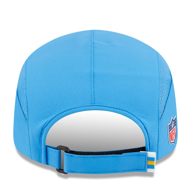 Casquette ajustable Sideline Runner 2025 bleu poudre New Era pour homme des Los Angeles Chargers