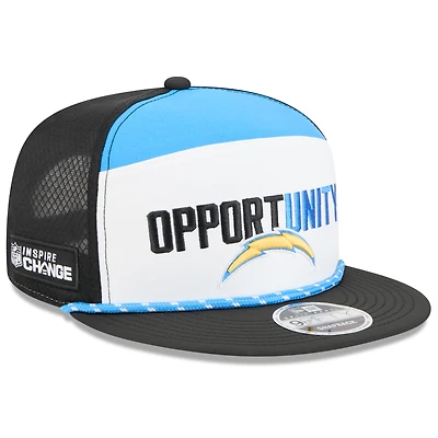 Casquette snapback New Era 9FIFTY pour homme, blanche et noire, Los Angeles Chargers 2025 Inspire Change, à panneaux séparés.
