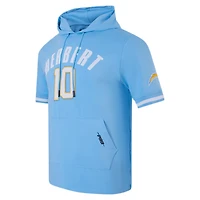 T-shirt à capuche Pro Standard Justin Herbert pour hommes, bleu poudre, nom et numéro du joueur des Chargers de Los Angeles
