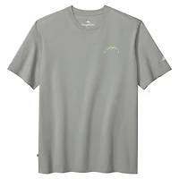 T-shirt Tommy Bahama gris pour homme des Los Angeles Chargers Huddle & Hang Tens