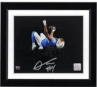 Photo de Quentin Johnston (Los Angeles Chargers) dédicacée (8 x 10 pouces) lors d'un salto arrière sous les projecteurs