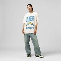 T-shirt boyfriend Mitchell & Ness crème pour femme avec logo Los Angeles Chargers