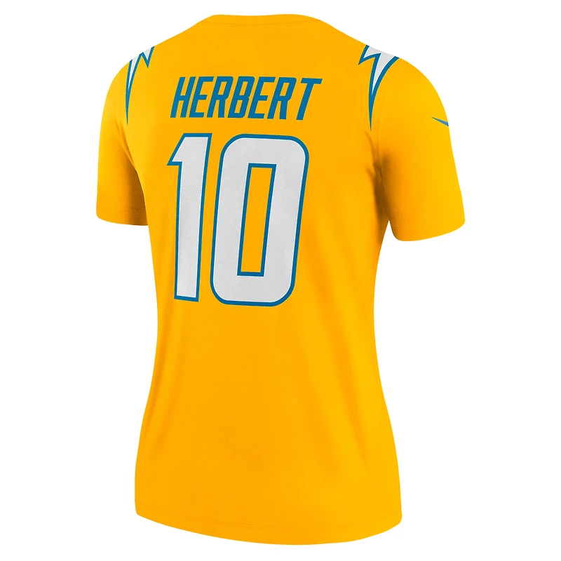 Haut Nike Justin Herbert Gold pour femme, joueur de performance Alternate Charger Power Legend des Los Angeles Chargers