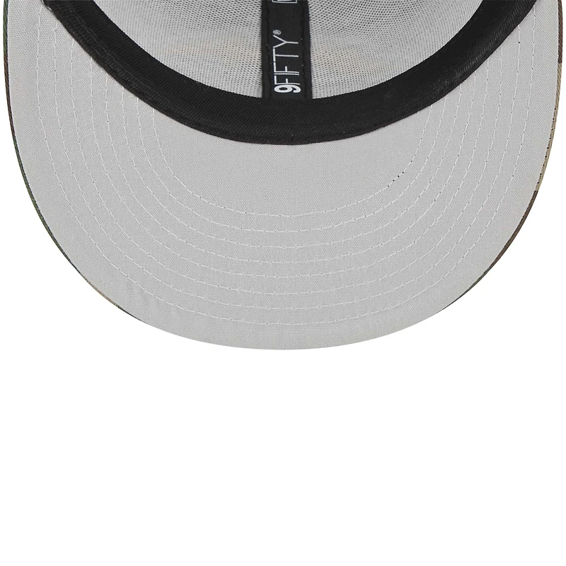 Youth New Era Camo Los Angeles Chargers  Main Trucker 9FIFTY Snapback Hat