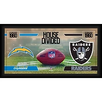 Collage de football encadré 10" x 20" des Chargers de Los Angeles contre les Raiders de Las Vegas