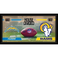 Collage de football américain encadré 10" x 20" : Los Angeles Chargers contre Los Angeles Rams