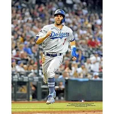 Chris Taylor Los Angeles Dodgers Unsigned Scoring Run Photograph
