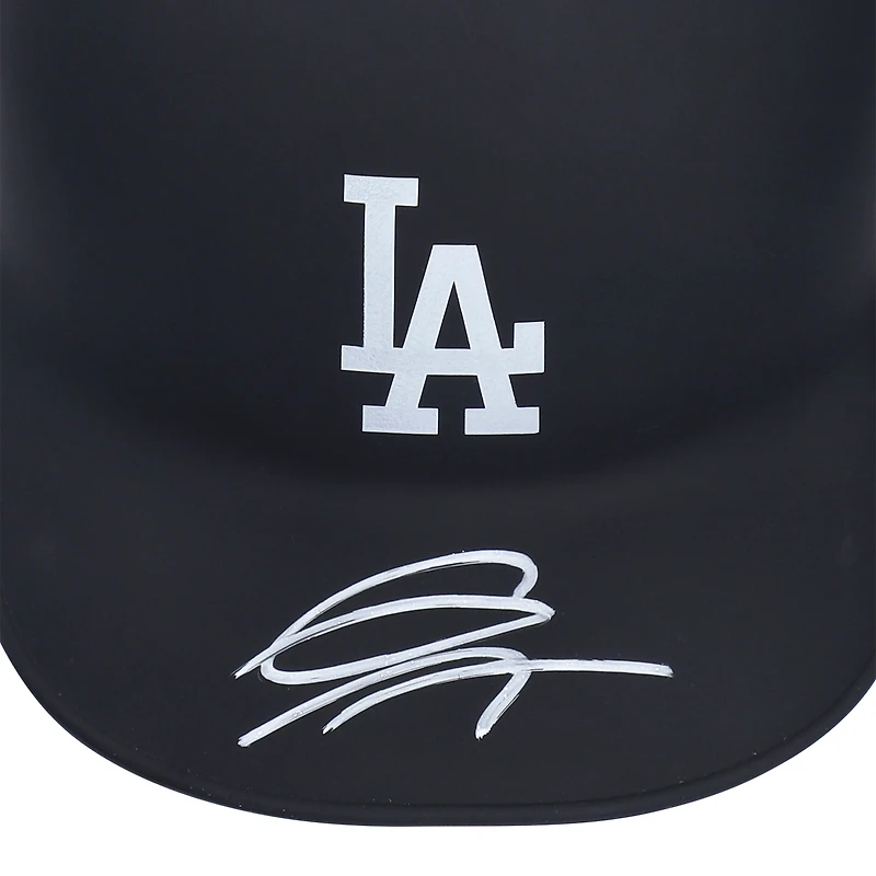 Casque de frappeur miniature noir mat autographié par Gavin Lux des Los Angeles Dodgers