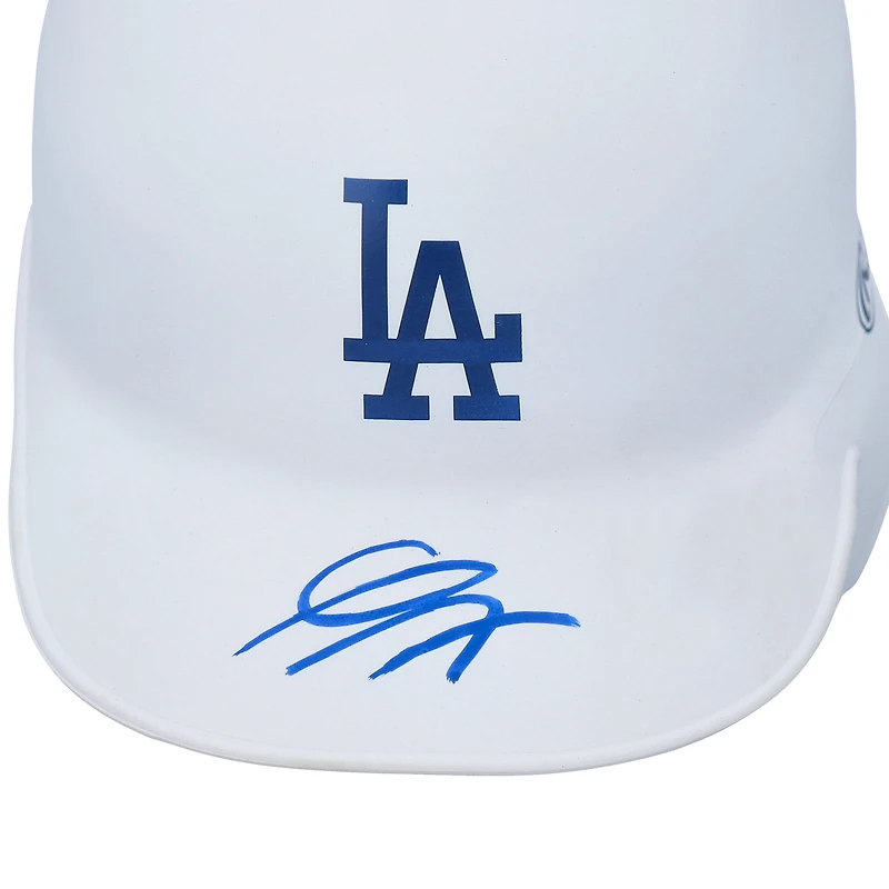 Casque de frappeur miniature blanc mat autographié par Gavin Lux des Los Angeles Dodgers