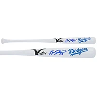 Bâton miniature Victus autographié par Kyle Tucker des Dodgers de Los Angeles (identification de l'équipe).