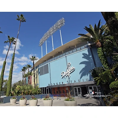 Photo non signée des Dodgers de Los Angeles prise à l'extérieur du Dodger Stadium