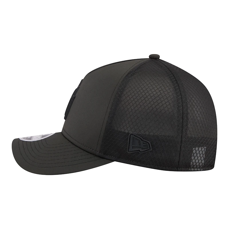 Men's New Era Black Los Angeles Dodgers Badged M-Crown A-Frame 9FORTY Trucker Adjustable Hat