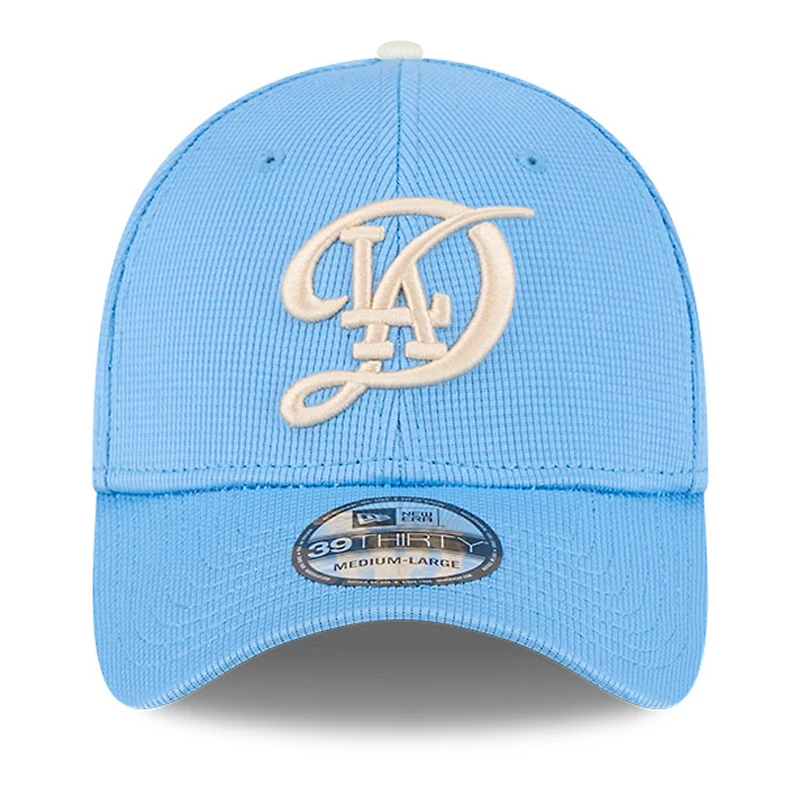 Casquette d'entraînement au bâton City Connect 39THIRTY Flex bleu clair New Era pour homme des Dodgers de Los Angeles
