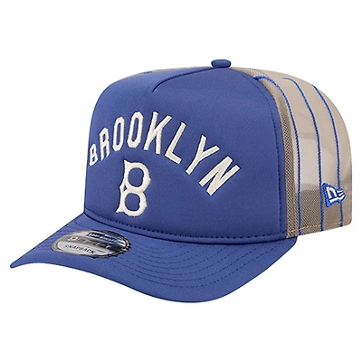 Casquette de camionneur ajustable en forme de A New Era Royal Los Angeles Dodgers Vintage 9FIFTY en mousse à l'avant