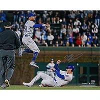 Photographie autographiée de 16" x 20" de Mookie Betts, joueur d'arrêt-court des Dodgers de Los Angeles