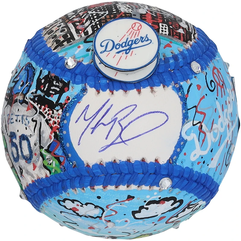 Balle de baseball dédicacée de Mookie Betts par les Dodgers de Los Angeles – Illustration de Charles Fazzino – WN55915102