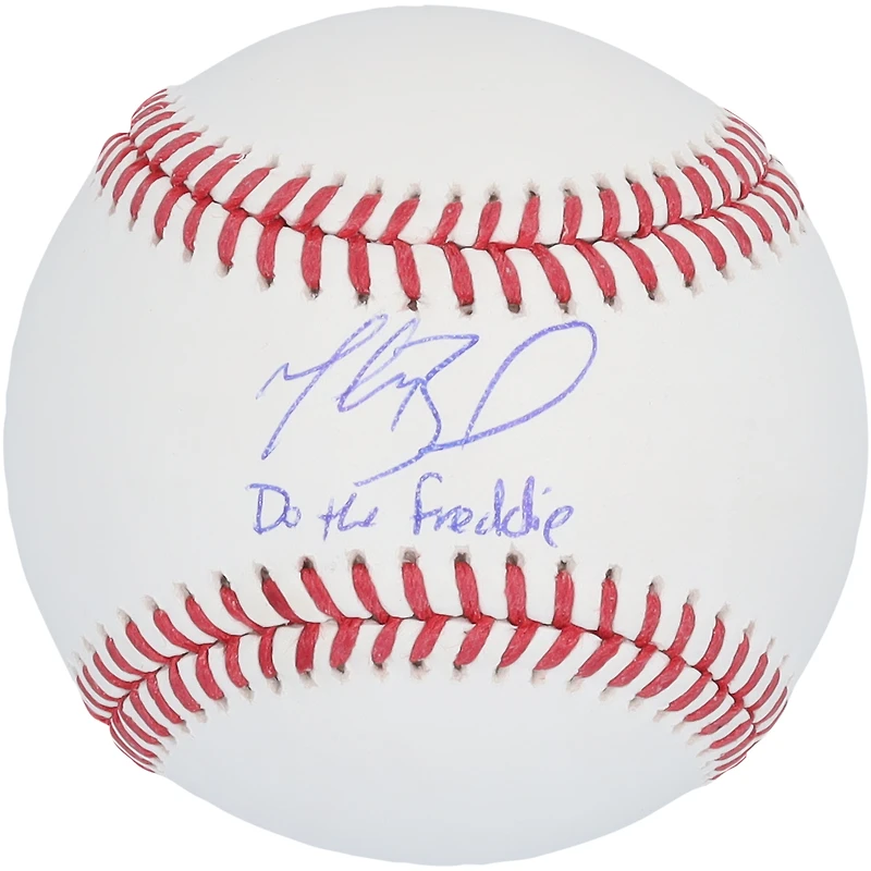 Baseball autographié par Mookie Betts des Los Angeles Dodgers avec l'inscription « Do The Freddie »