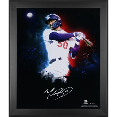 Photographie encadrée autographiée de 20" x 24" de Mookie Betts des Dodgers de Los Angeles