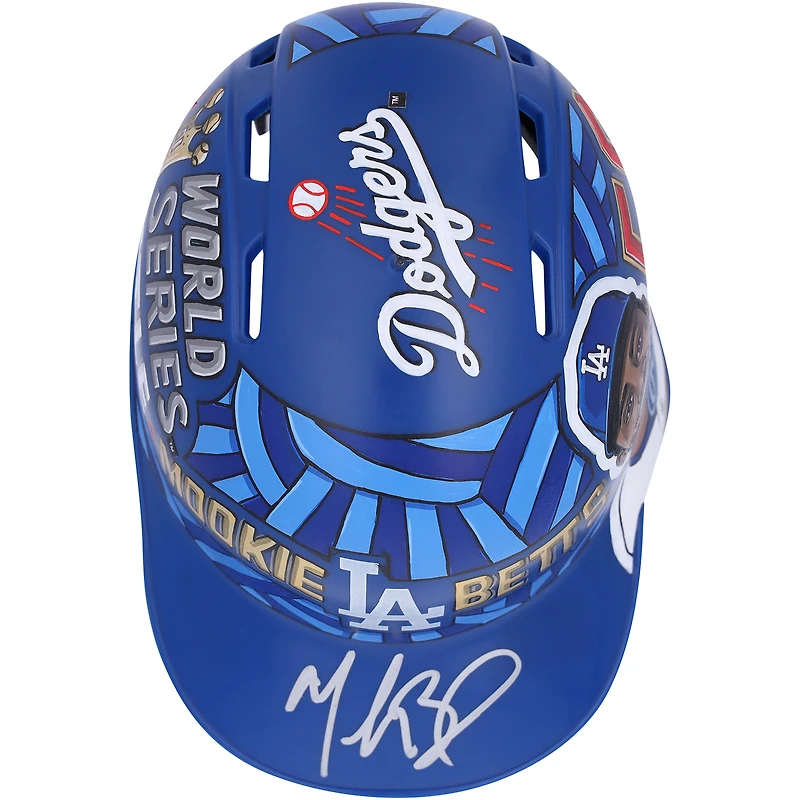 Casque de frappeur miniature autographié par Mookie Betts des Los Angeles Dodgers - Illustration de Mike Floyd - Édition limitée #5/5