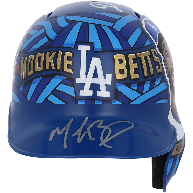 Casque miniature autographié par Mookie Betts des Los Angeles Dodgers - Illustration de Mike Floyd - Édition limitée n°1 sur 5