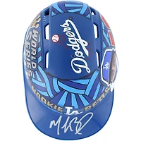Casque miniature autographié par Mookie Betts des Los Angeles Dodgers - Illustration de Mike Floyd - Édition limitée n°1 sur 5