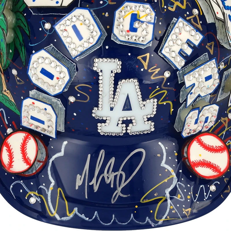 Casque de frappeur Rawlings Mach Pro autographié par Mookie Betts des Los Angeles Dodgers - Illustration de Charles Fazzino - XP14012985