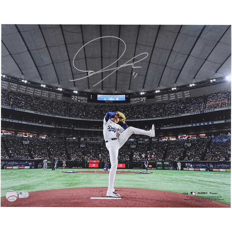 Photo dédicacée de Rōki Sasaki (Los Angeles Dodgers), format 40,6 x 50,8 cm, prise lors de son premier match de la MLB à la Série de Tokyo 2025 (vue de dos) - Édition limitée à 99 exemplaires