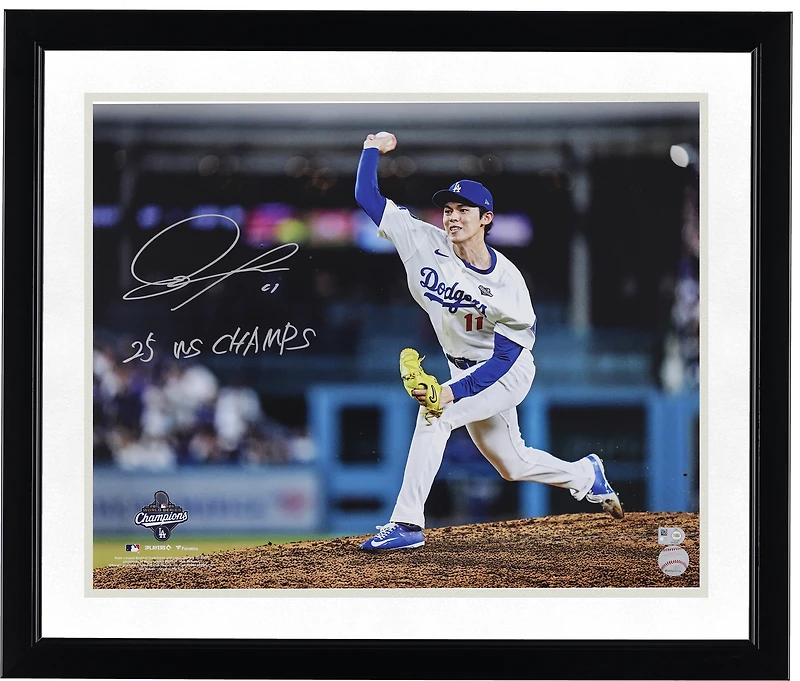 Photo 16" x 20" autographiée par Roki Sasaki, des Dodgers de Los Angeles, champions des Séries mondiales 2025, avec inscription « Champions des Séries mondiales 2025 ».