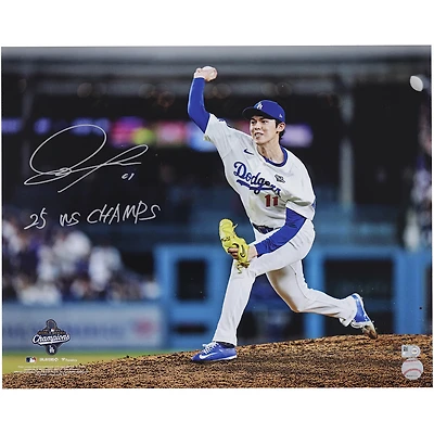 Photo 16" x 20" autographiée par Roki Sasaki, des Dodgers de Los Angeles, champions des Séries mondiales 2025, avec inscription « Champions des Séries mondiales 2025 ».