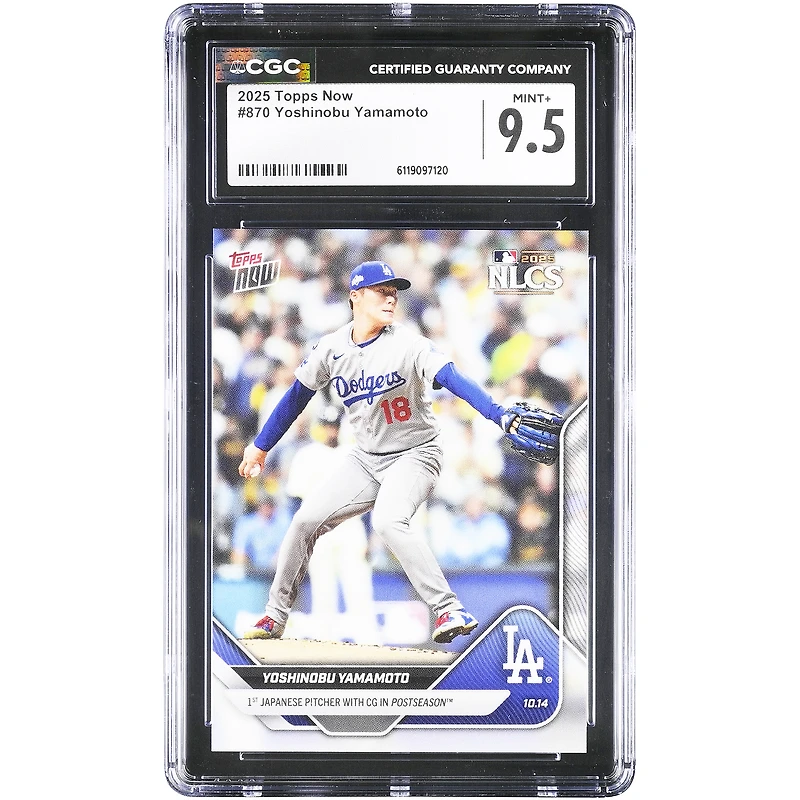 Carte Topps Now 2025 de Yoshinobu Yamamoto, Los Angeles Dodgers, premier lanceur japonais à remporter un match complet en séries éliminatoires, n° 870, authentifiée CGC 9.5