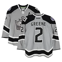 Maillot gris Reebok n° 2 de Matt Greene (Los Angeles Kings) lors du match contre les Ducks d'Anaheim le 25 janvier 2014 - Série des stades de la LNH