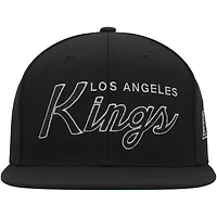 Casquette Snapback noire Mitchell & Ness des Kings de Los Angeles Core Team Script 2.0 pour hommes