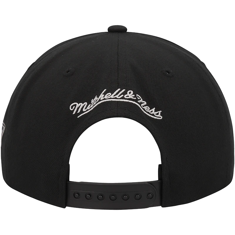 Casquette Snapback noire Mitchell & Ness des Kings de Los Angeles Core Team Script 2.0 pour hommes