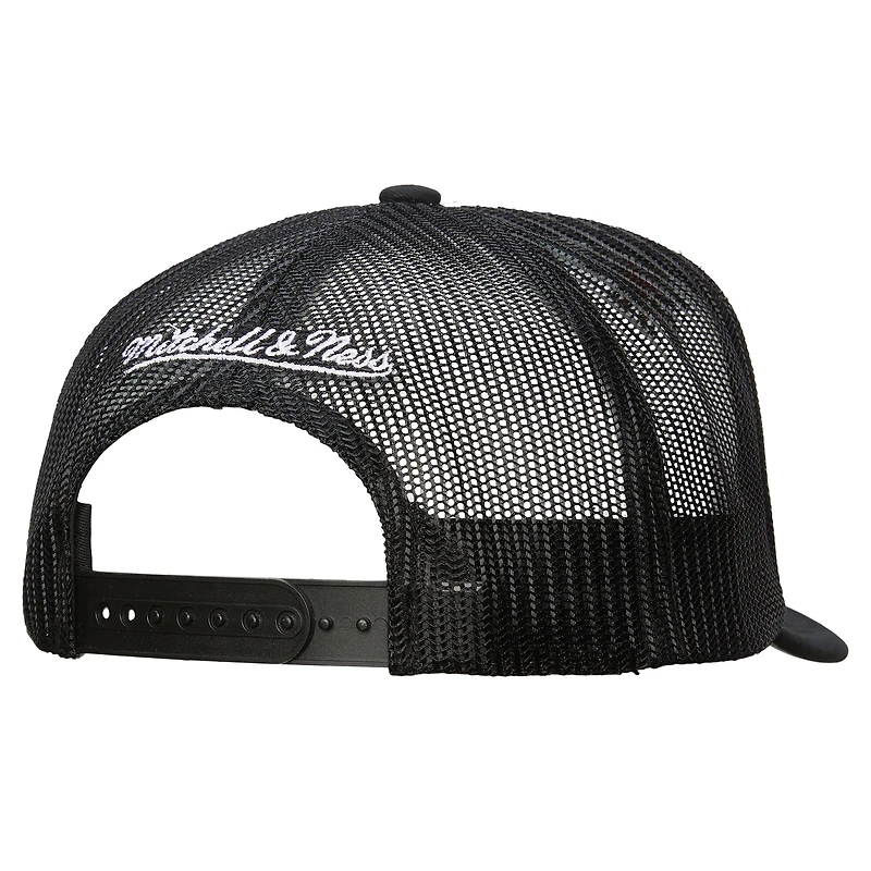Men's Mitchell & Ness White/Black Los Angeles Kings Gridlock Trucker Adjustable Hat
