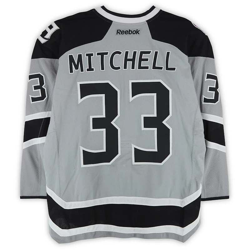 Maillot argenté Reebok n° 33 porté par Willie Mitchell lors de l'entraînement des Kings de Los Angeles contre les Ducks d'Anaheim le 25 janvier 2014 - Série des stades de la LNH - Porté pendant l'échauffement