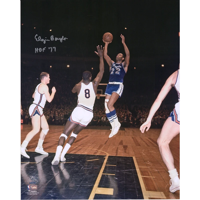 Photographie de tir autographiée par Elgin Baylor des Los Angeles Lakers de 16" x 20" avec l'inscription "HOF 77"