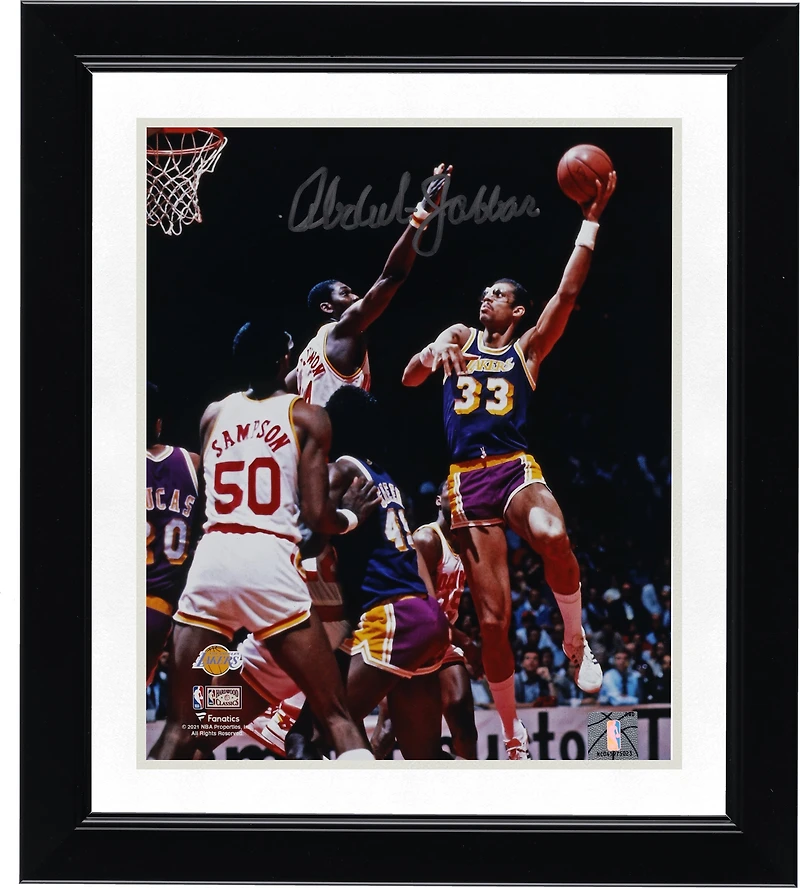 Kareem Abdul-Jabbar Los Angeles Lakers Autographed 8" x 10" Sky Hook vs. Houston Rockets Photograph