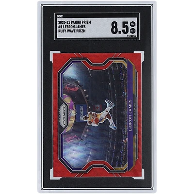 Carte Panini Prizm Ruby Wave Prizm #1 SGC 8.5 authentifiée LeBron James Los Angeles Lakers 2020-21