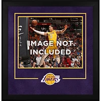 Cadre d'installation horizontal de luxe 16" x 20" des Los Angeles Lakers avec logo de l'équipe
