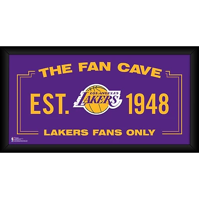 Collage encadré 10" x 20" des Los Angeles Lakers, idéal pour un fan club.