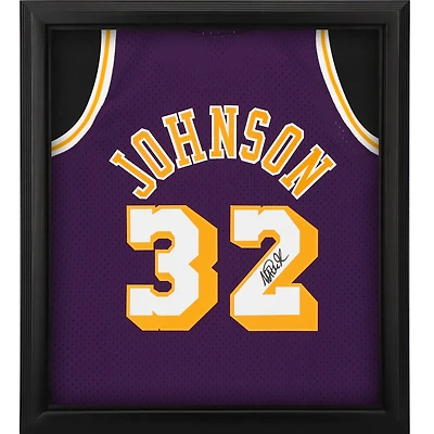 Maillot Swingman violet autographié par Magic Johnson des Los Angeles Lakers par Mitchell & Ness Shadowbox