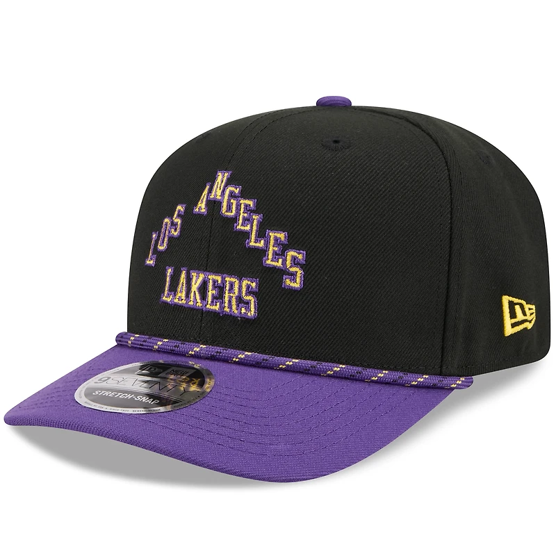 Casquette ajustable New Era noire et violette Los Angeles Lakers édition City 2025/26 9SEVENTY pour homme
