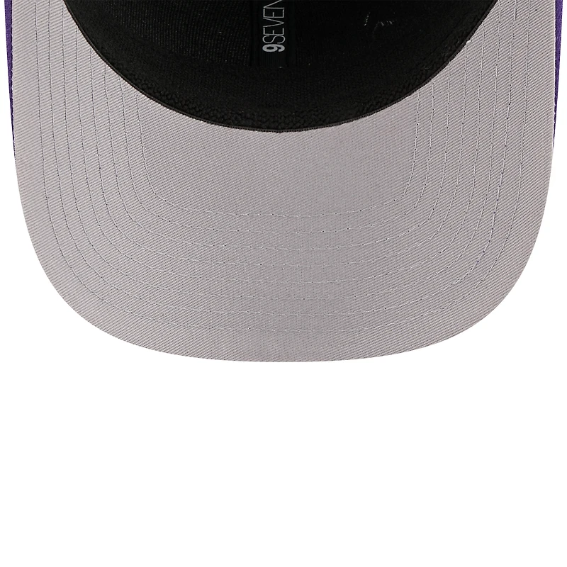 Casquette ajustable New Era noire et violette Los Angeles Lakers édition City 2025/26 9SEVENTY pour homme