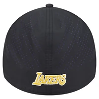 V107988 LAKERS NBA NWE FA25 Night Flex 39Thirty HATMENFLX 60720609 #6