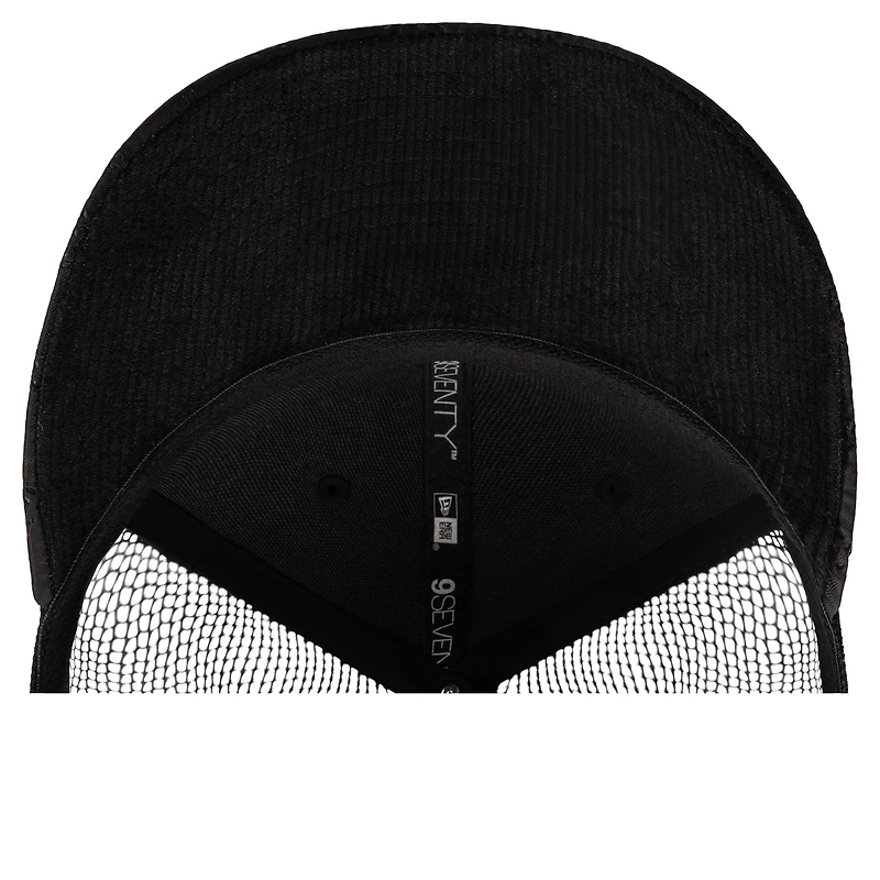 Casquette ajustable New Era 9SEVENTY Trucker en nylon matelassé noir pour homme des Los Angeles Lakers